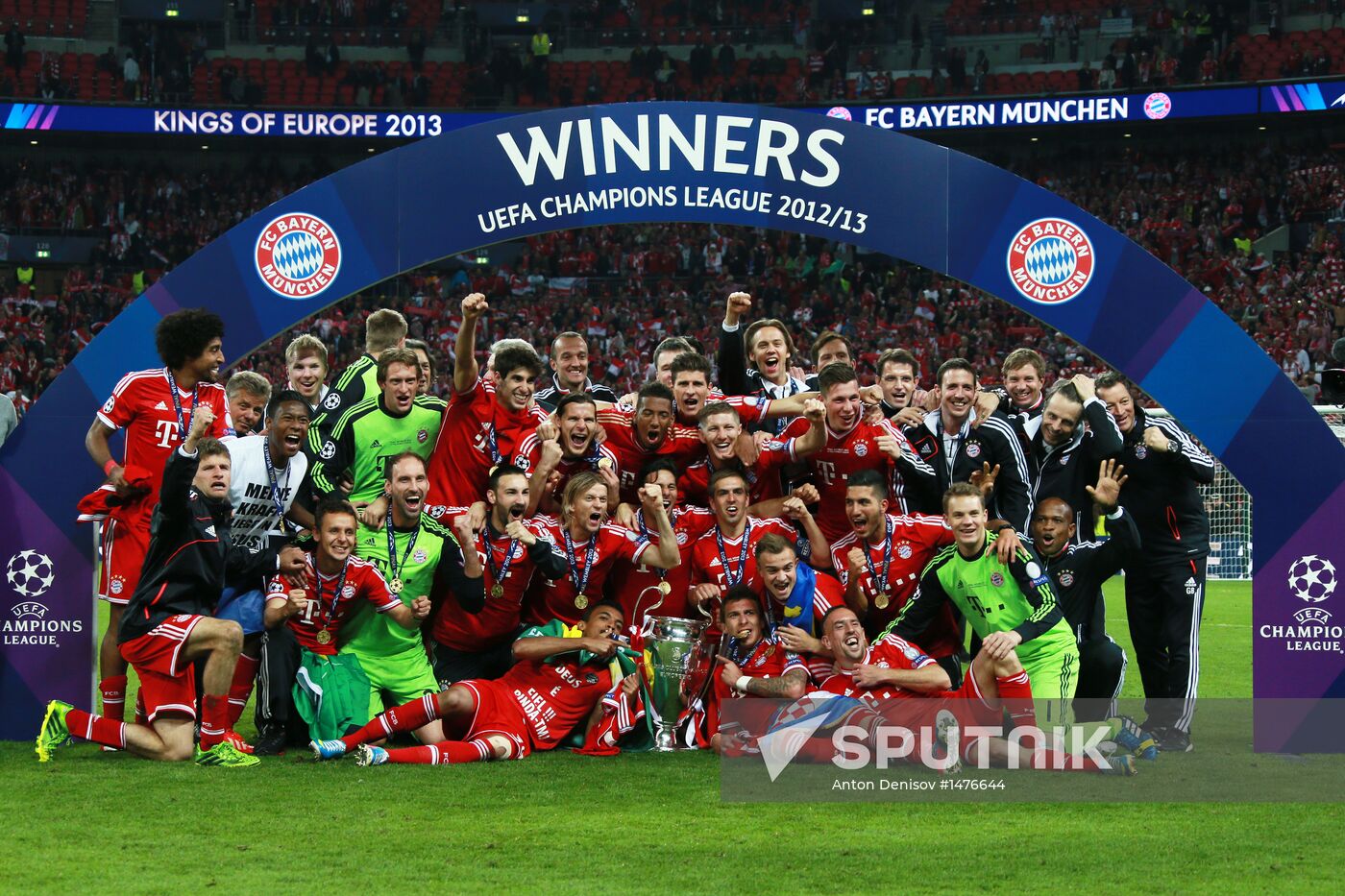 Football Champions League. Borussia vs. Bayern