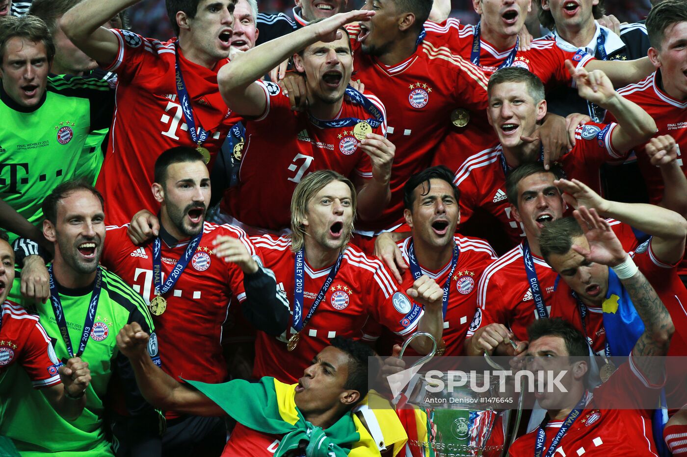 Football Champions League. Borussia vs. Bayern
