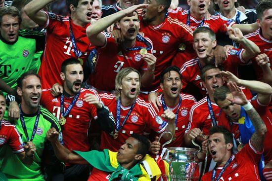 Football Champions League. Borussia vs. Bayern