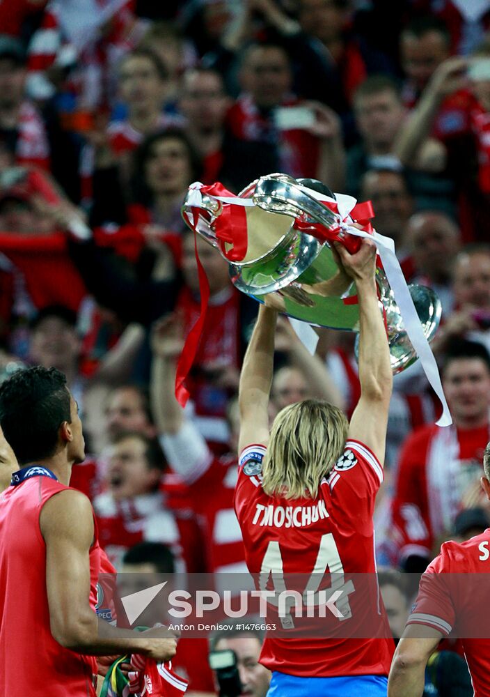 Football Champions League. Borussia vs. Bayern