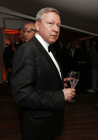Presentation of International Open World Fund in Cannes