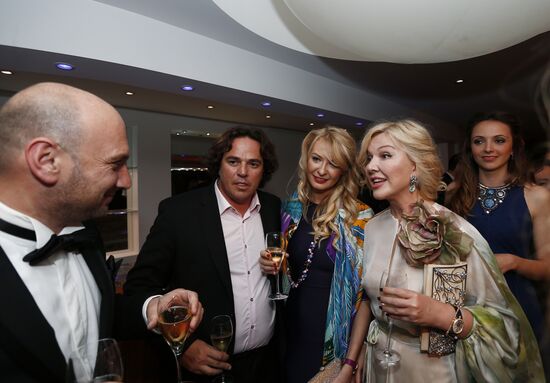 Presentation of International Open World Fund in Cannes