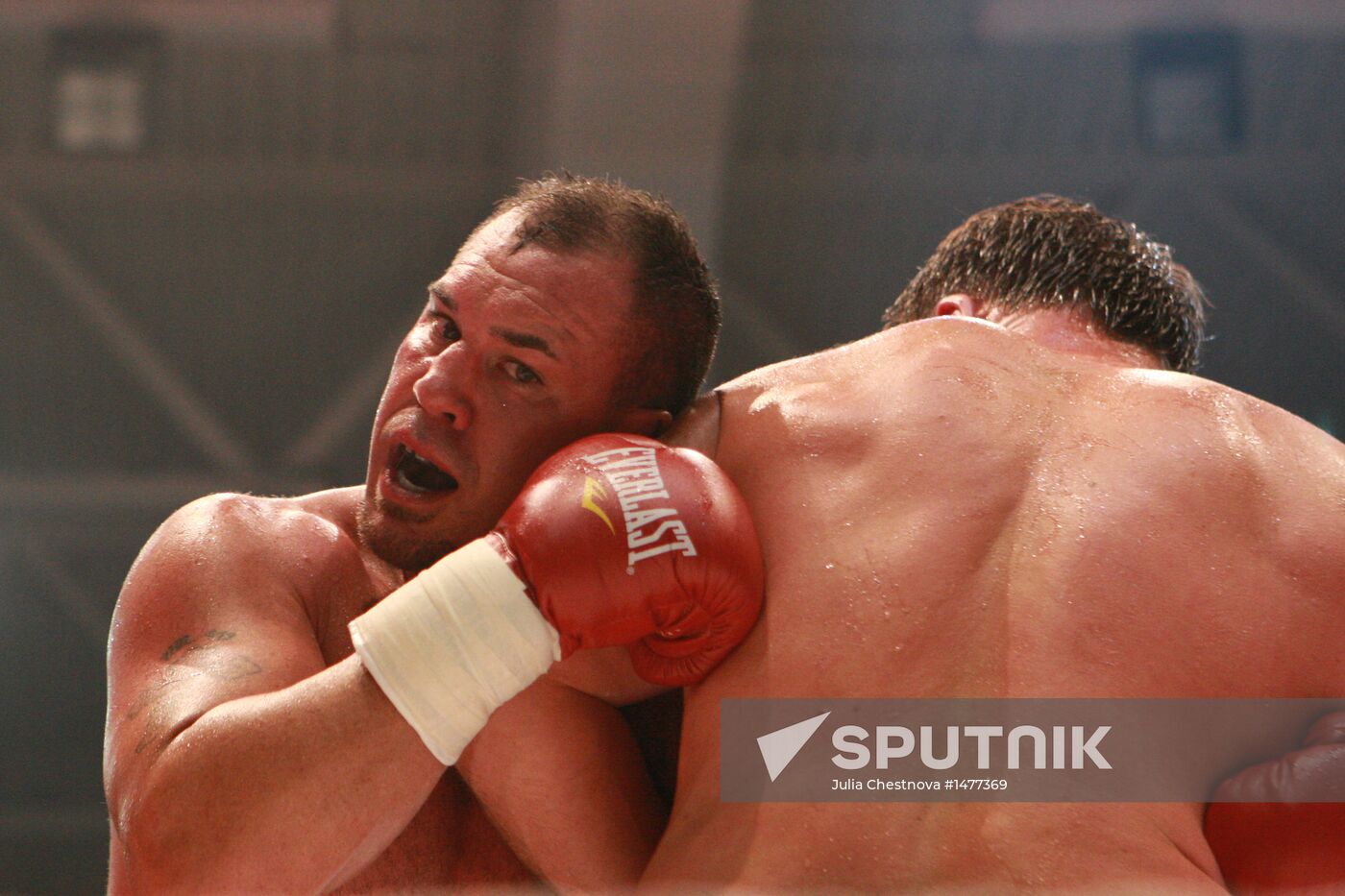 Boxing. Bout between Oleg Maskaev and Jason Gavern