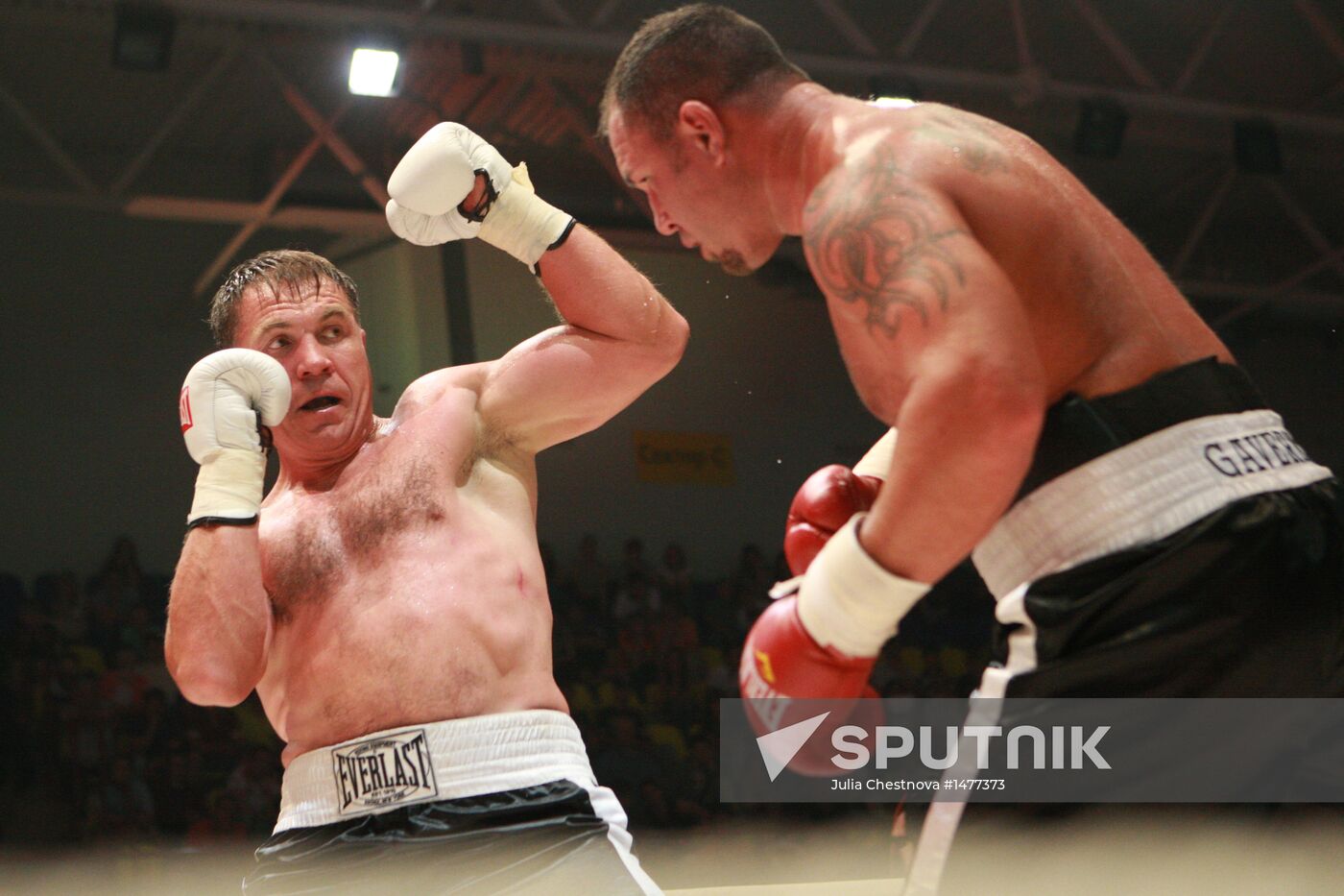 Boxing. Bout between Oleg Maskaev and Jason Gavern