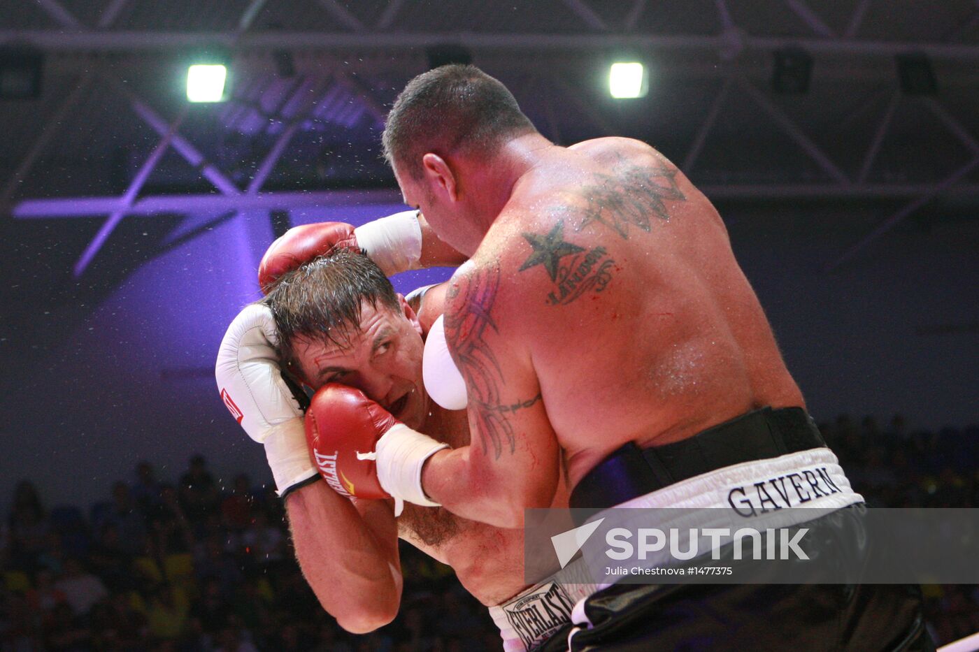 Boxing. Bout between Oleg Maskaev and Jason Gavern