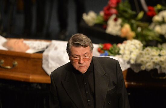 Bidding farewell to Pyotr Todorovsky