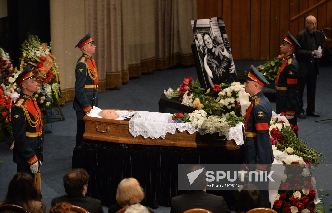 Bidding farewell to Pyotr Todorovsky