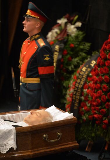 Bidding farewell to Pyotr Todorovsky