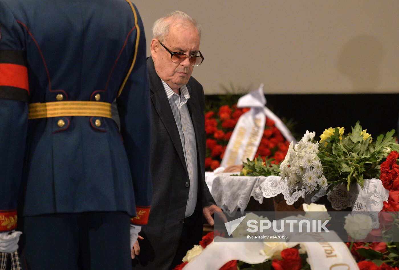 Bidding farewell to Pyotr Todorovsky