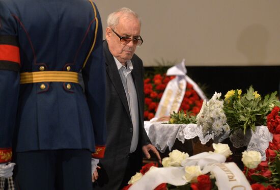 Bidding farewell to Pyotr Todorovsky