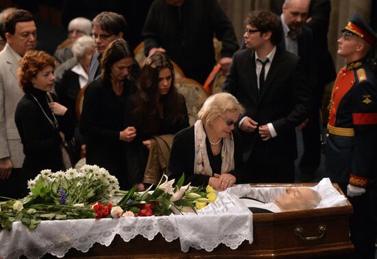 Bidding farewell to Pyotr Todorovsky