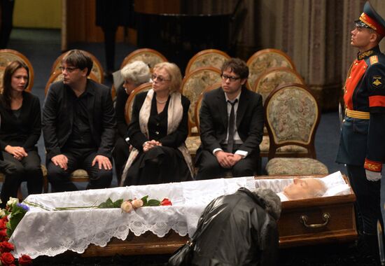 Bidding farewell to Pyotr Todorovsky