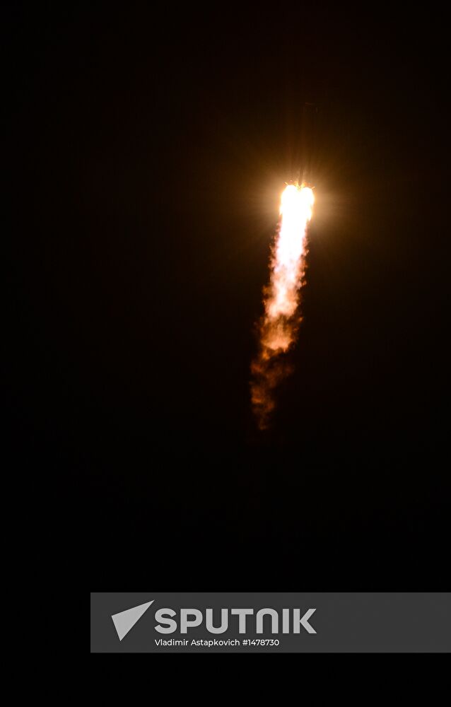Launch of Soyuz-FG with Soyuz TMA-09M manned spacecraft