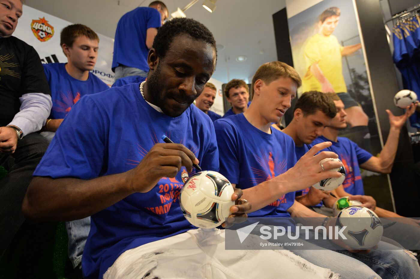 Honoring PFC CSKA Moscow - Russian Football Champions