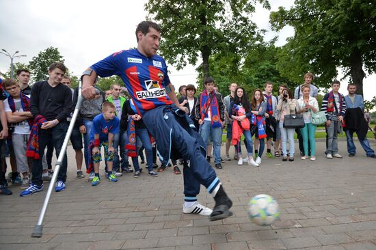 Honoring PFC CSKA Moscow - Russian Football Champions