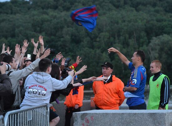 Honoring PFC CSKA Moscow - Russian Football Champions