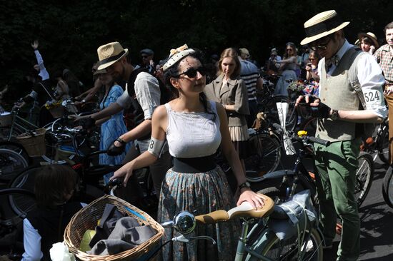 Tweed Ride Moscow