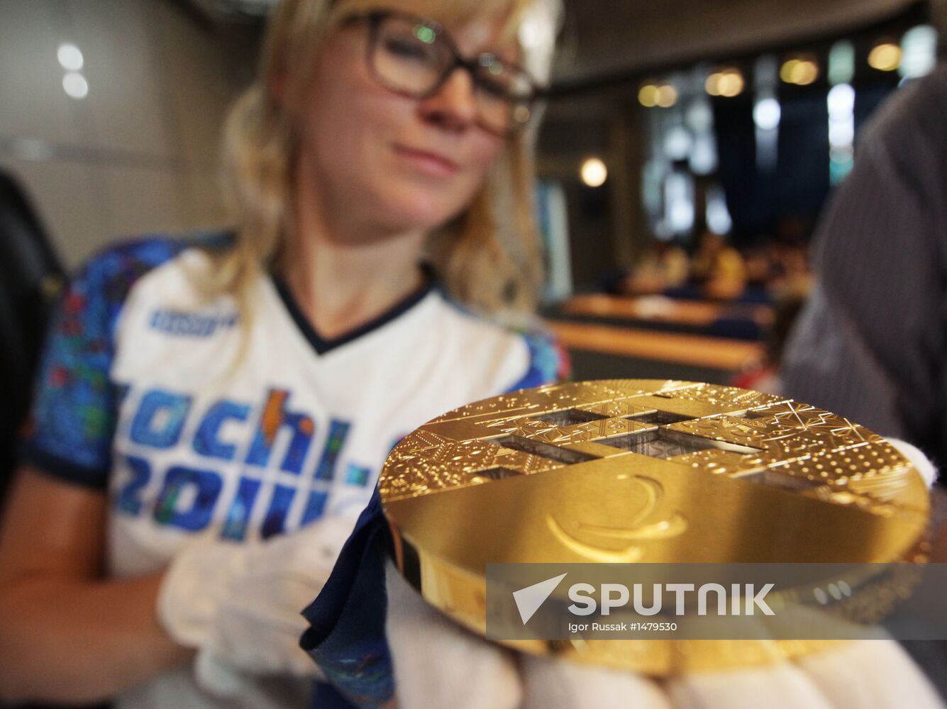 2014 Winter Olympics medals unveiled