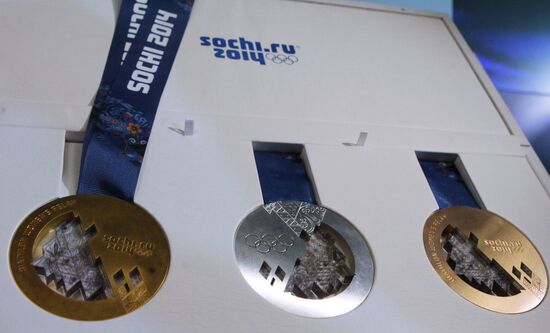 2014 Winter Olympics medals unveiled
