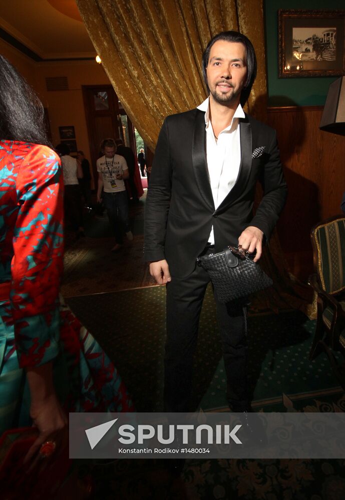 Presentation of new Iosif Kobzon video "Cherry Rose"