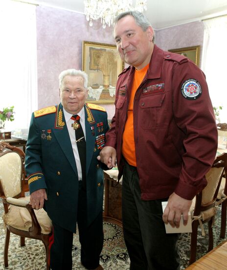 Dmitry Rogozin on working visit to Izhevsk
