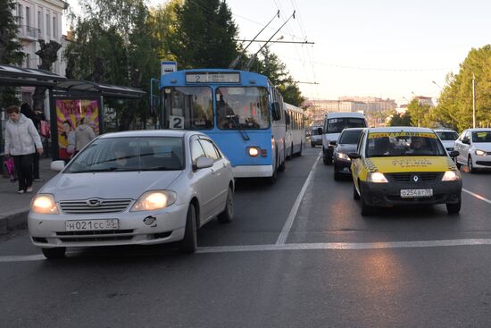 Motorists will be fined for crossing stop line