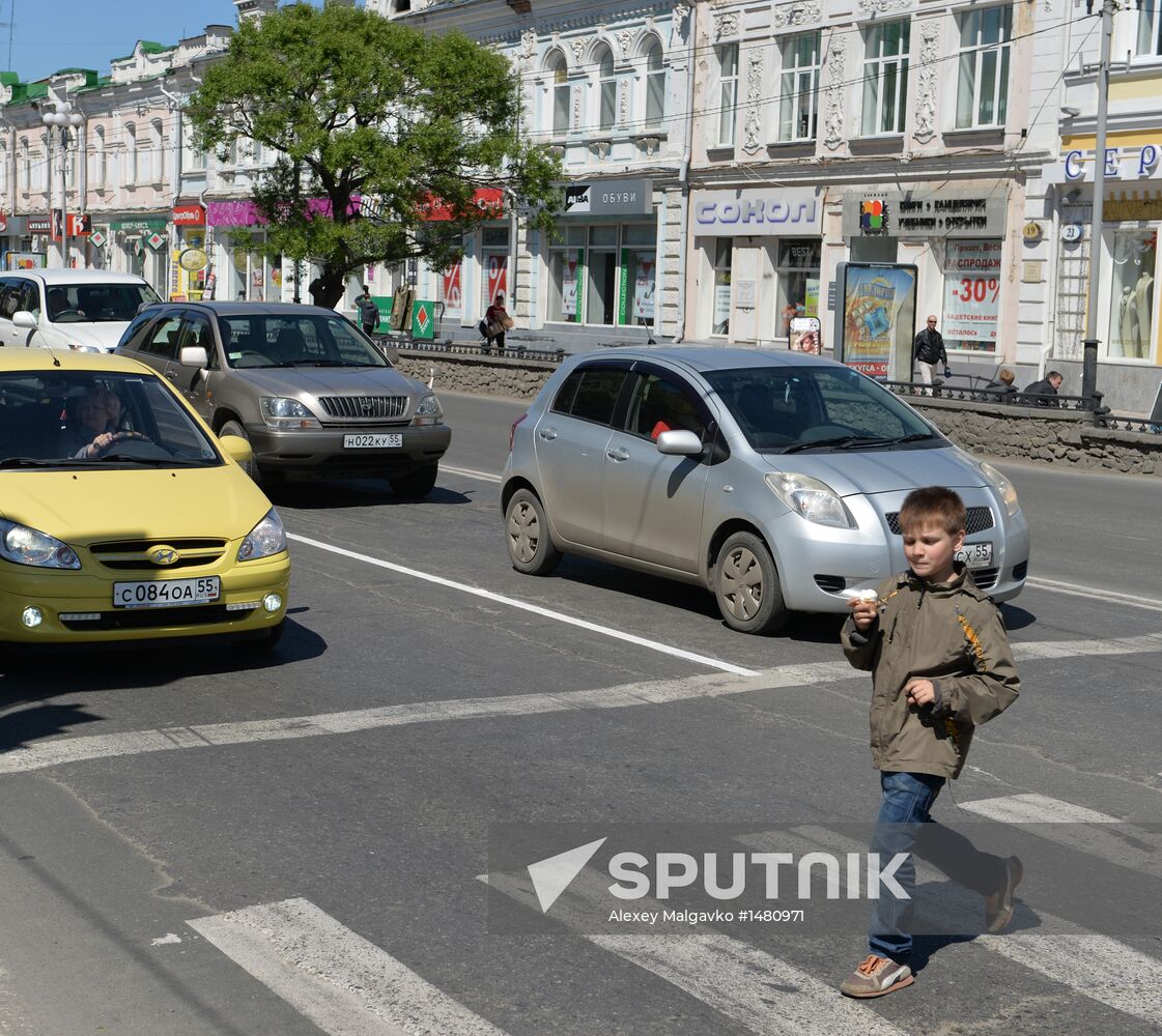 Motorists will be fined for crossing stop line