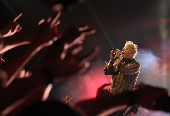 The Offspring perform in Moscow