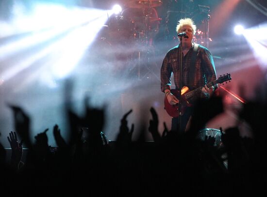 The Offspring perform in Moscow