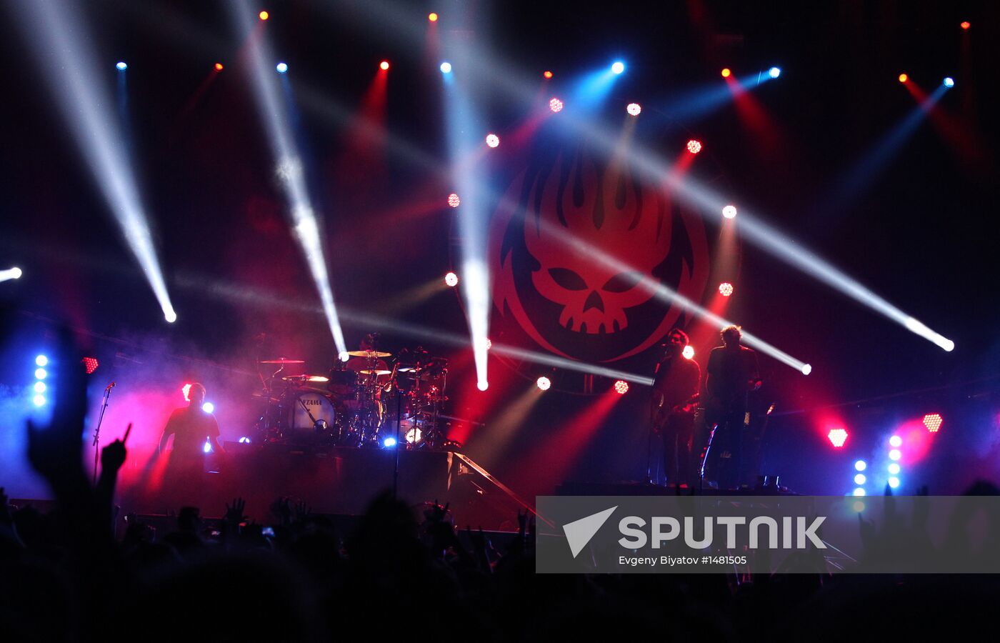 The Offspring perform in Moscow