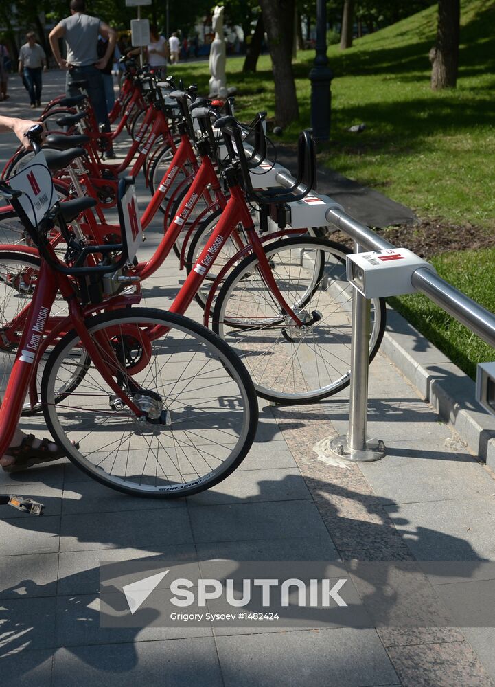 Automatic bike rental stations in Moscow