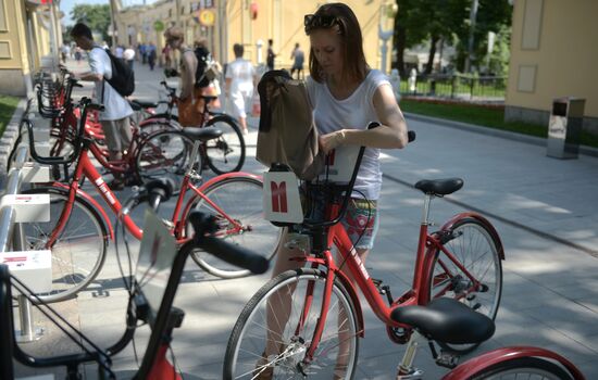 Automatic bike rental stations in Moscow