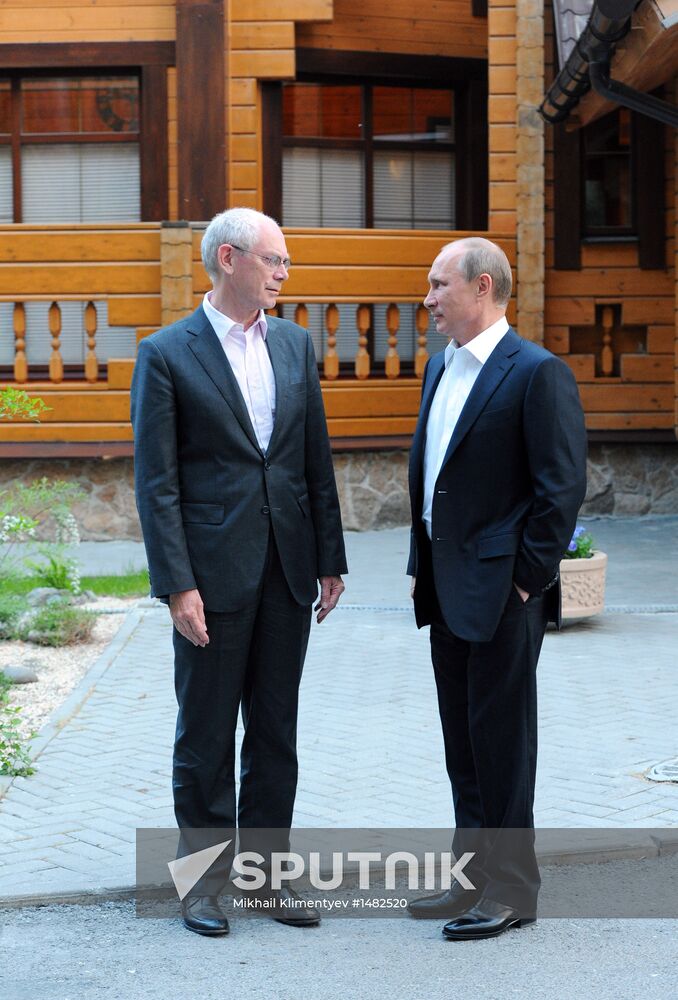 June 3, 2013. Russian President Vladimir Putin, right, and European Council President German Van Rompuy during an informal lunch in Yekaterinburg. Location: Russia, Yekaterinburg. Author: Mikhail Klimentyev/Sputnik. President Vladimir Putin visits Yekaterinburg