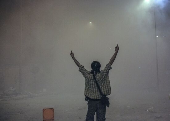 Protesters clash with police in Turkey