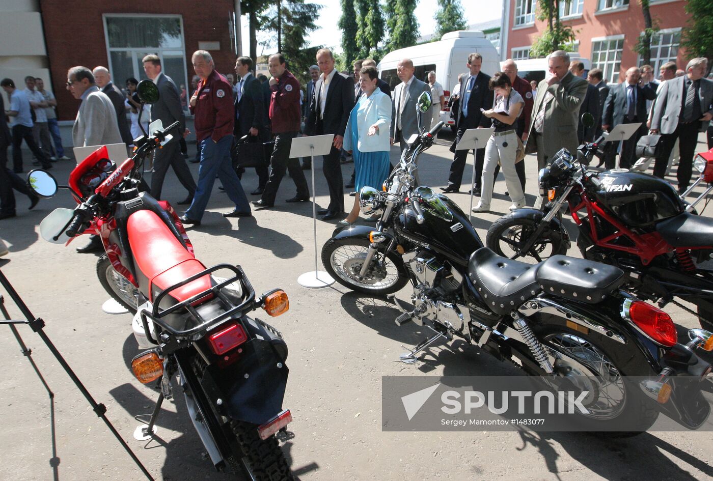 Dmitry Rogozin visits Kovrov