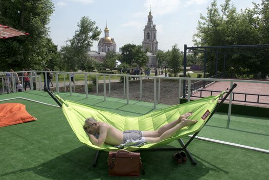 Sergei Sobyanin inspects improvement work in Bauman Garden