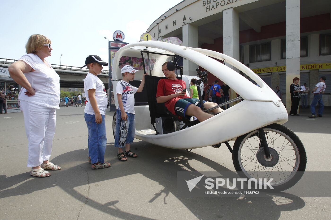 Bike taxi in Moscow