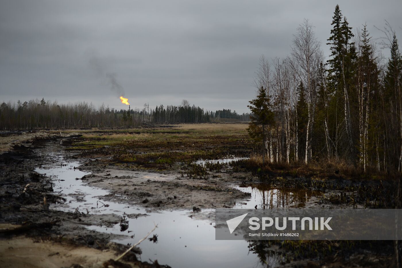Oil spills at Mamontovskoye oil field in Khanty-Mansi Okrug