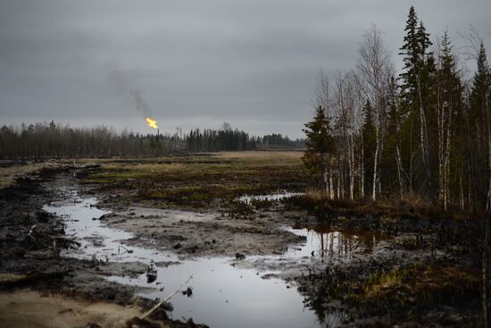 Oil spills at Mamontovskoye oil field in Khanty-Mansi Okrug