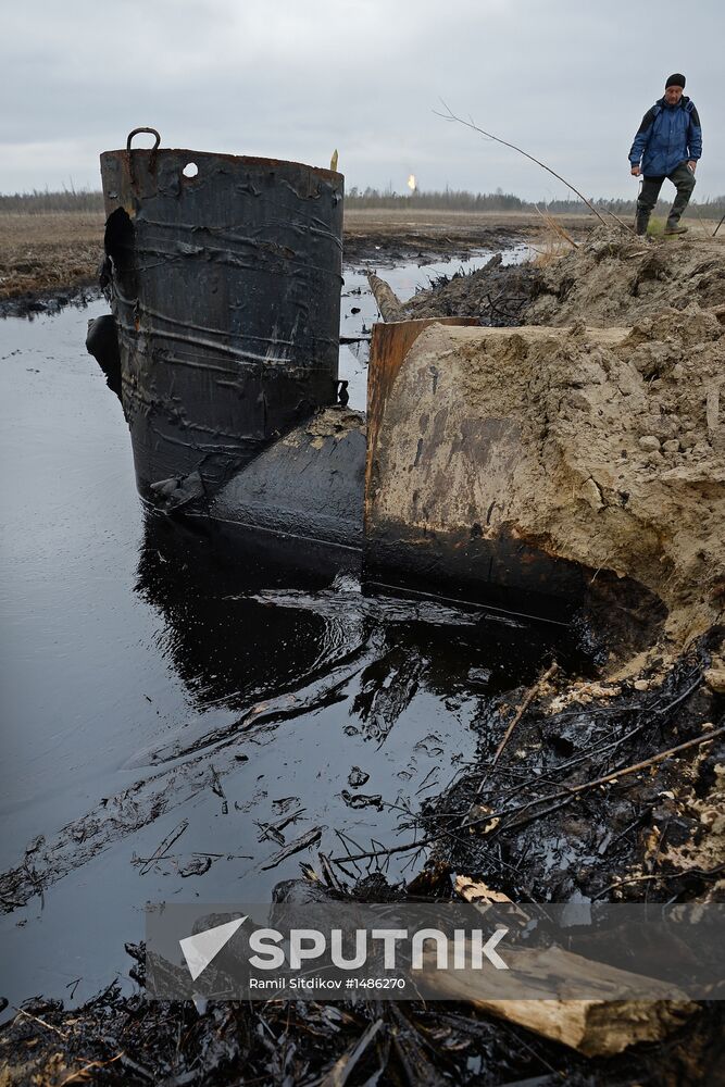 Oil spills at Mamontovskoye oil field in Khanty-Mansi Okrug