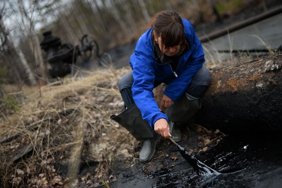 Oil spills at Mamontovskoye oil field in Khanty-Mansi Okrug