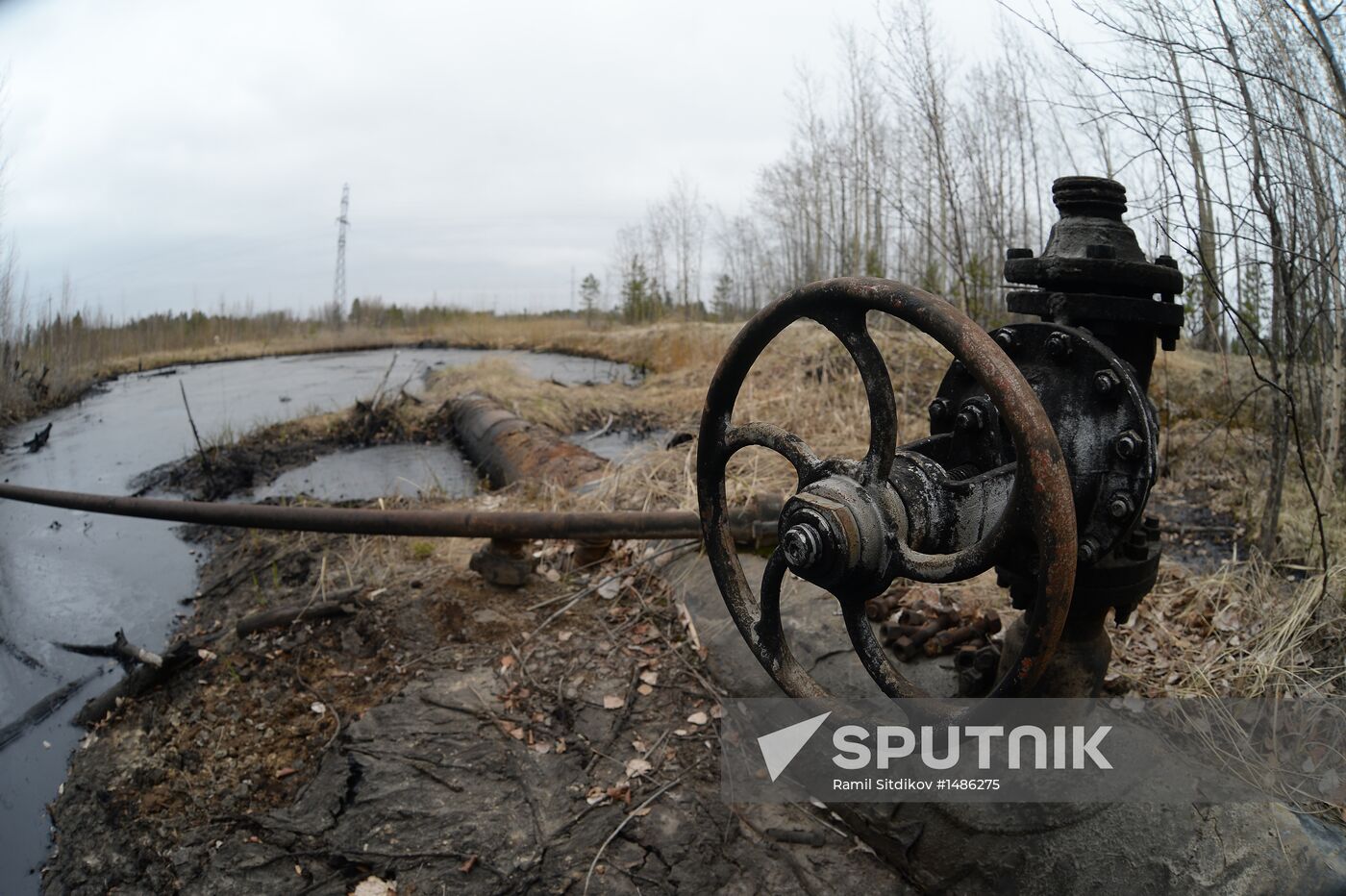 Oil spills at Mamontovskoye oil field in Khanty-Mansi Okrug
