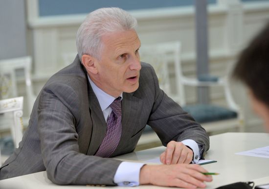 Vladimir Putin conducts meeting on secondary school education