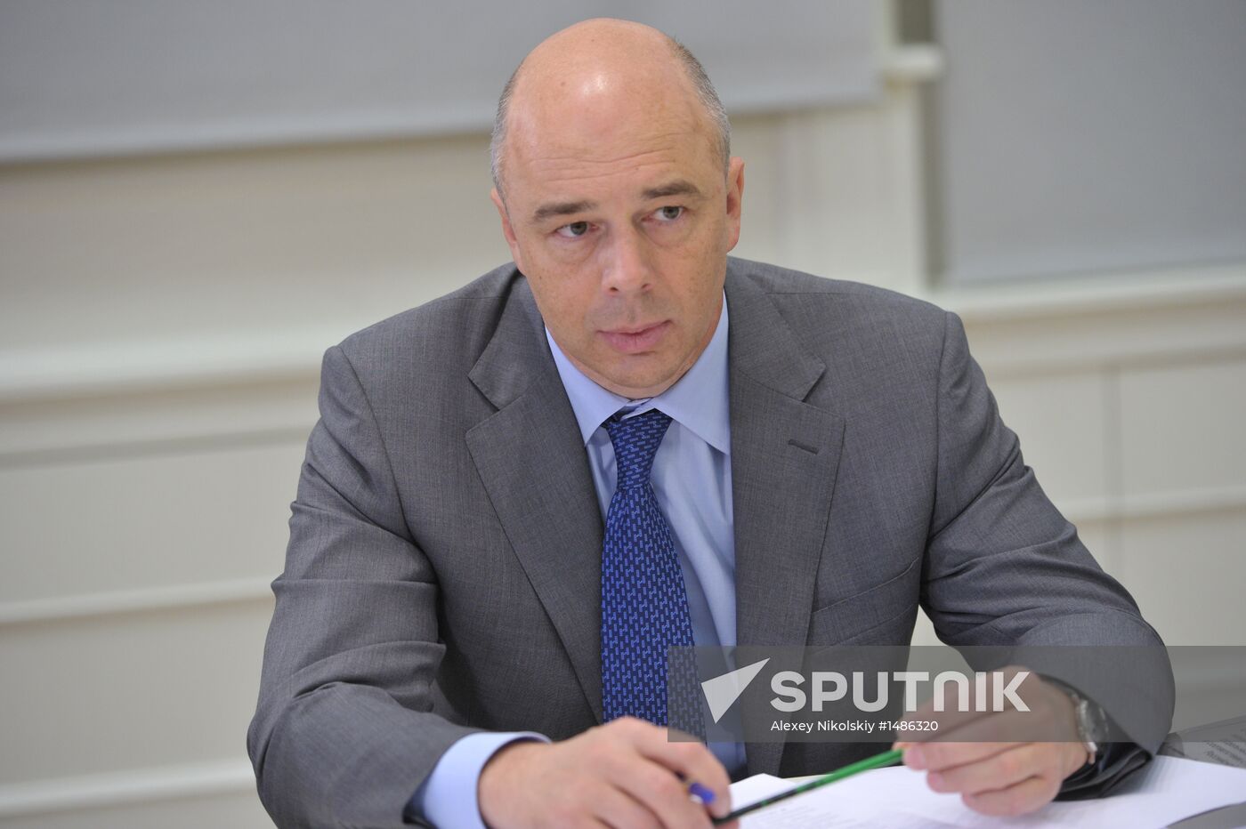 Vladimir Putin conducts meeting on secondary school education