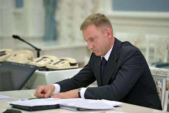 Vladimir Putin conducts meeting on secondary school education