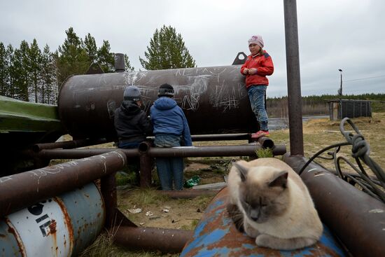 Indigenous people of oil-rich land
