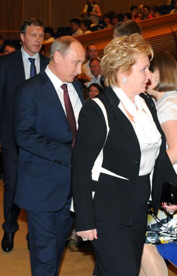 V.Putin and his wife attend La Esmeralda ballet in Kremlin