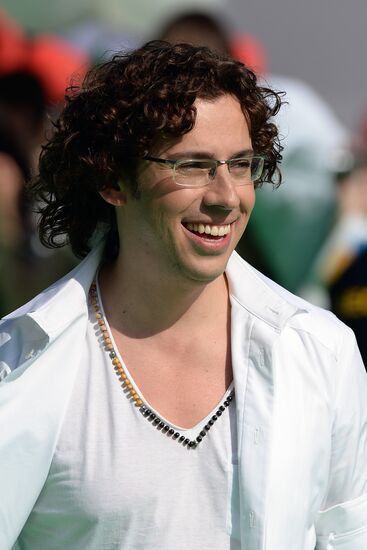 11th popular music awards Muz-TV 2013