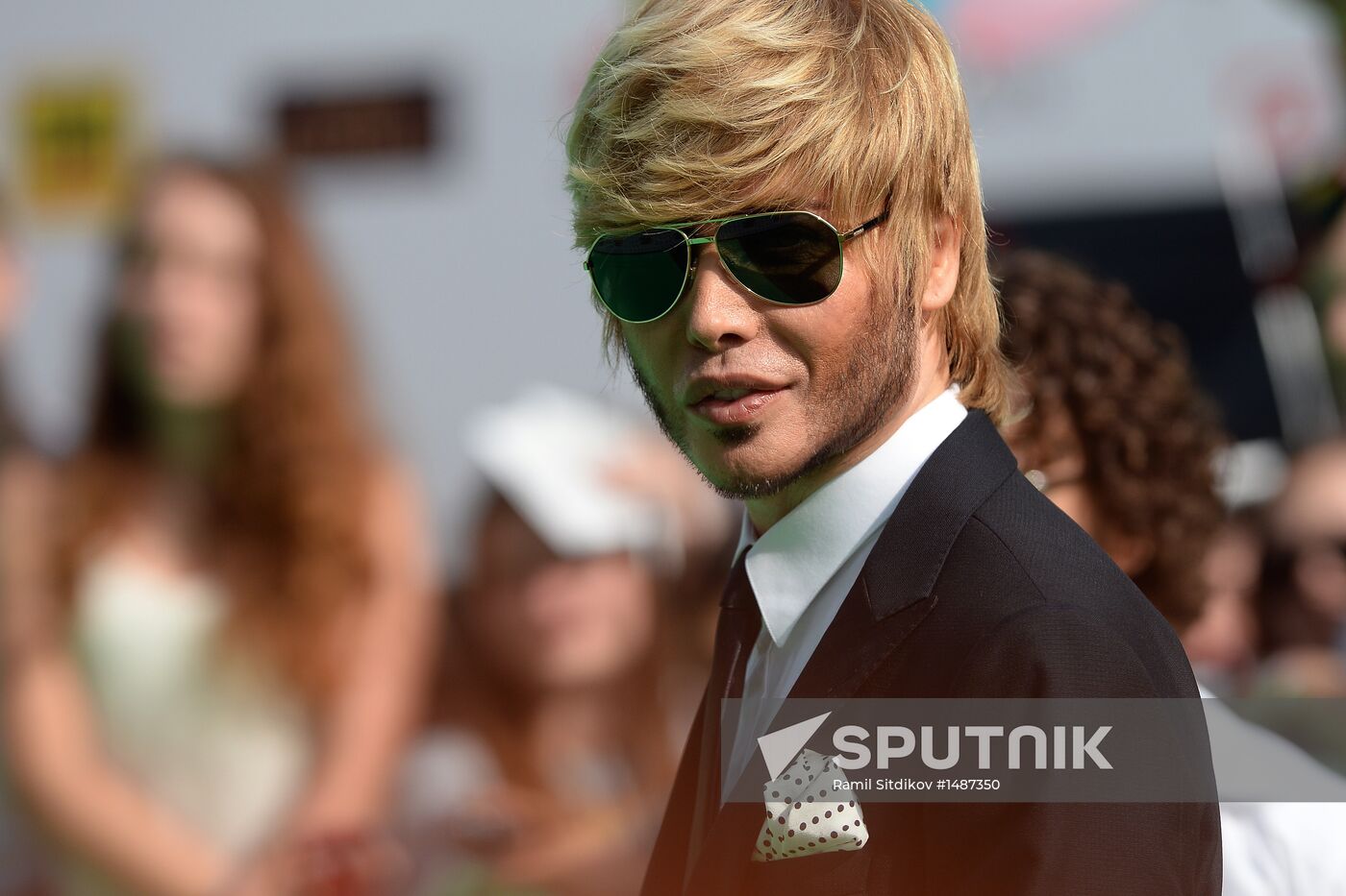 11th popular music awards Muz-TV 2013
