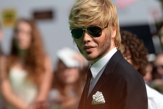 11th popular music awards Muz-TV 2013